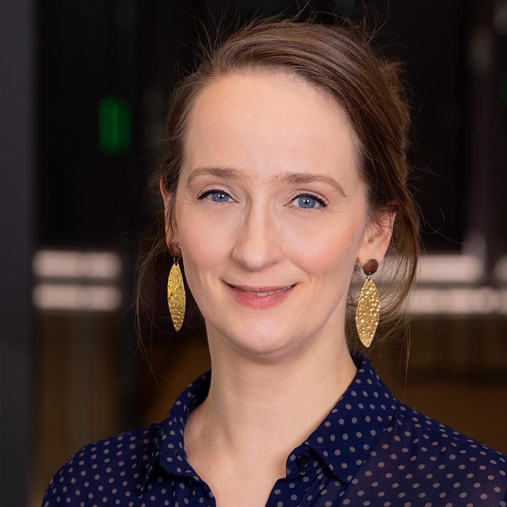 Portrait of Lisa Heinrich