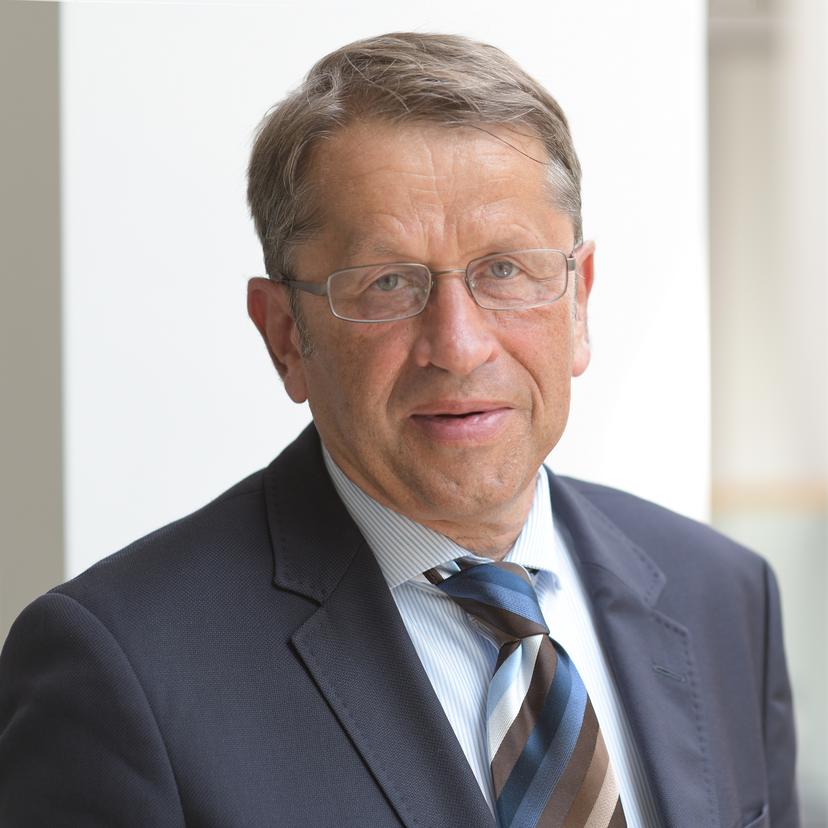 Portrait of Heyo Kroemer  