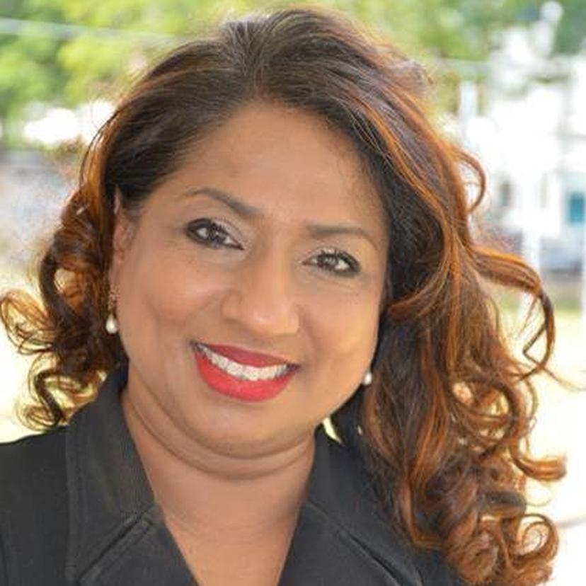 Portrait of Lisa Indar