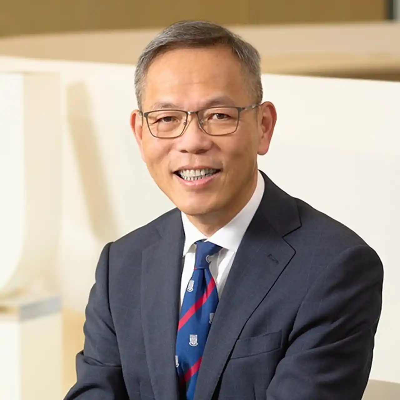 Portrait of Professor Chak-sing Lau