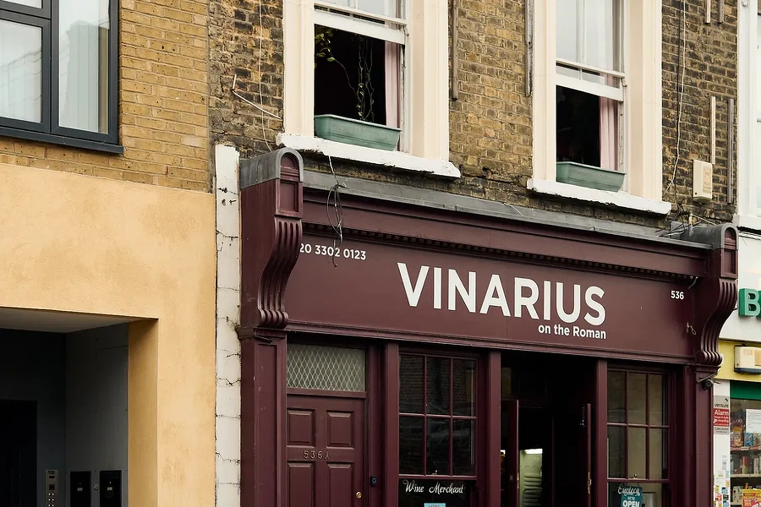 Vansurs - a shop selling wine and beer [G]
