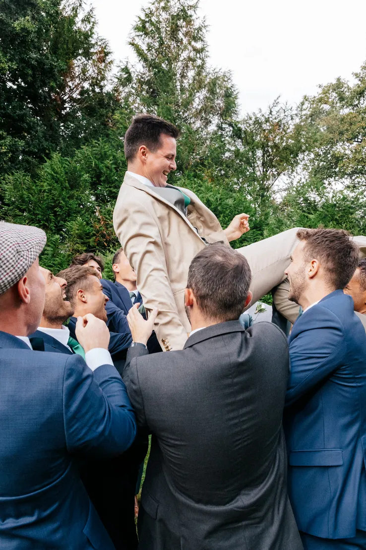 Jeune Marie Saut Copains