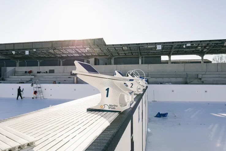 Centre aquatique de Dinan, 2026 — eau et jeux de lumière, photo 2 — Roxane Beaufils photographe