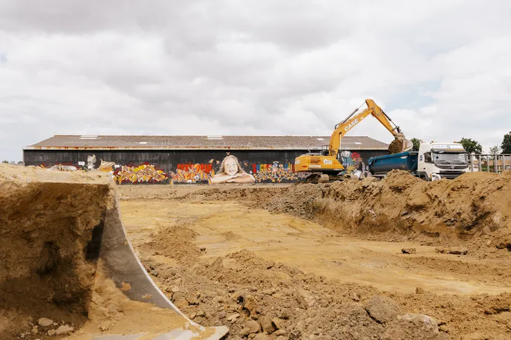 Centre aquatique de Dinan, Juillet 2024 — terrassement, photo 3 — Roxane Beaufils photographe