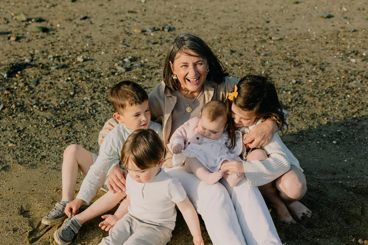 Séance photo famille à Saint Suliac, photo 30 — Roxane Beaufils photographe famille en Bretagne