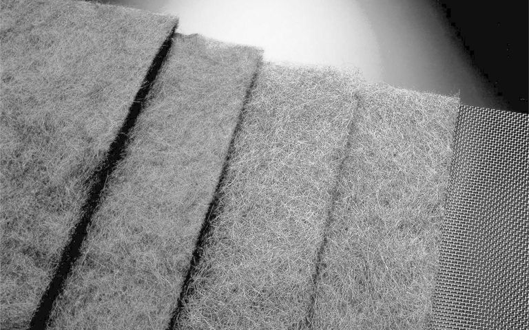 Shows stainless steel fiber fleece