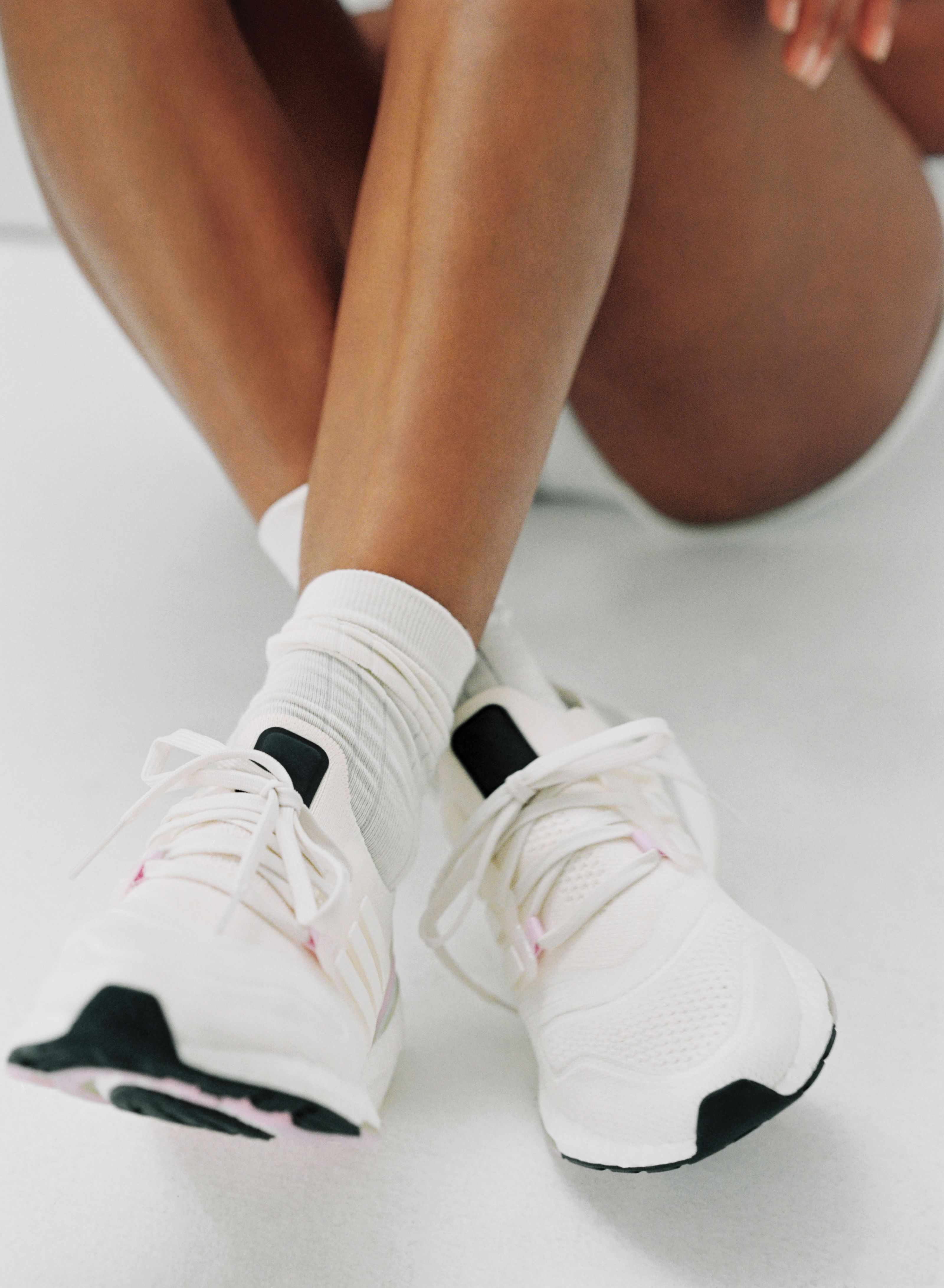 Sustainable comfort in every step: Lenzing fibers for footwear