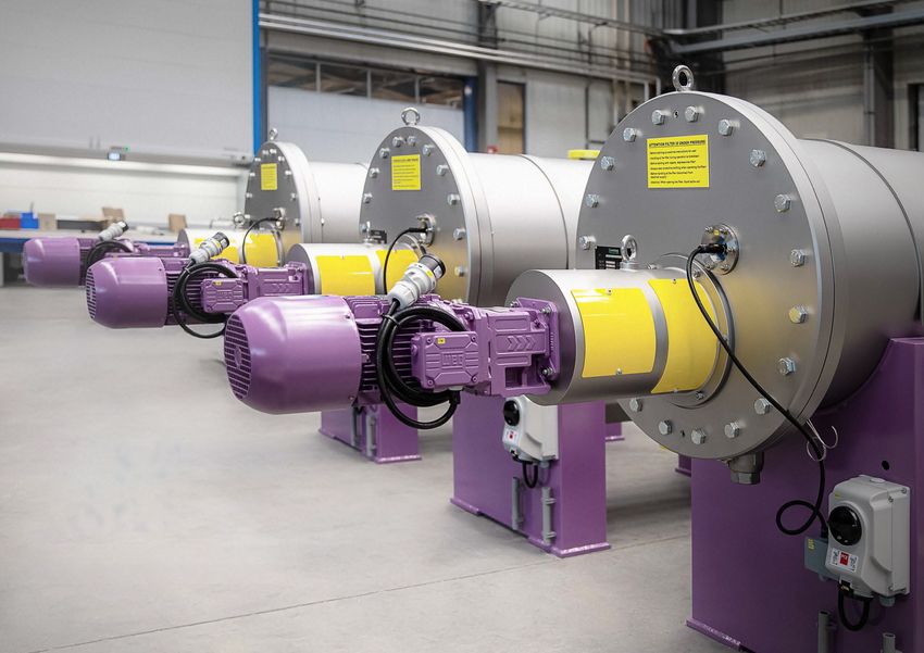 LENZING ViscoFils set up in a row in a hall