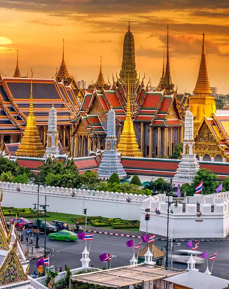 Grand palace and Wat phra keaw at sunset bangkok, Thailand