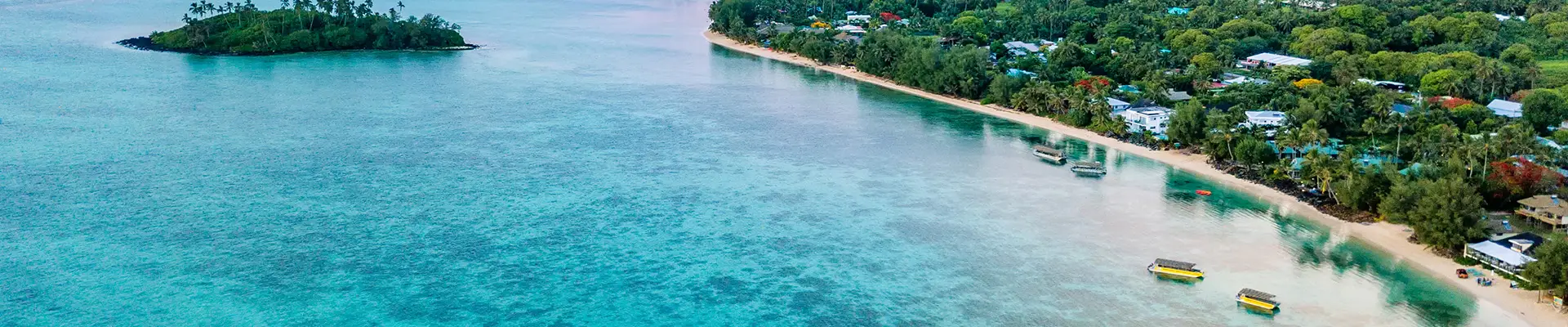 A view of Muri Lagoon, Rarotonga