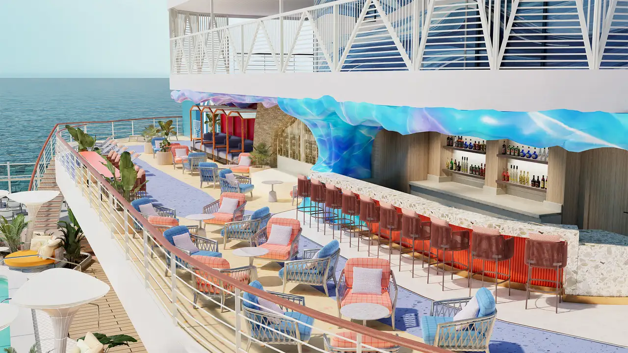 A Bar in Ocean Heights aboard Norwegian Bella