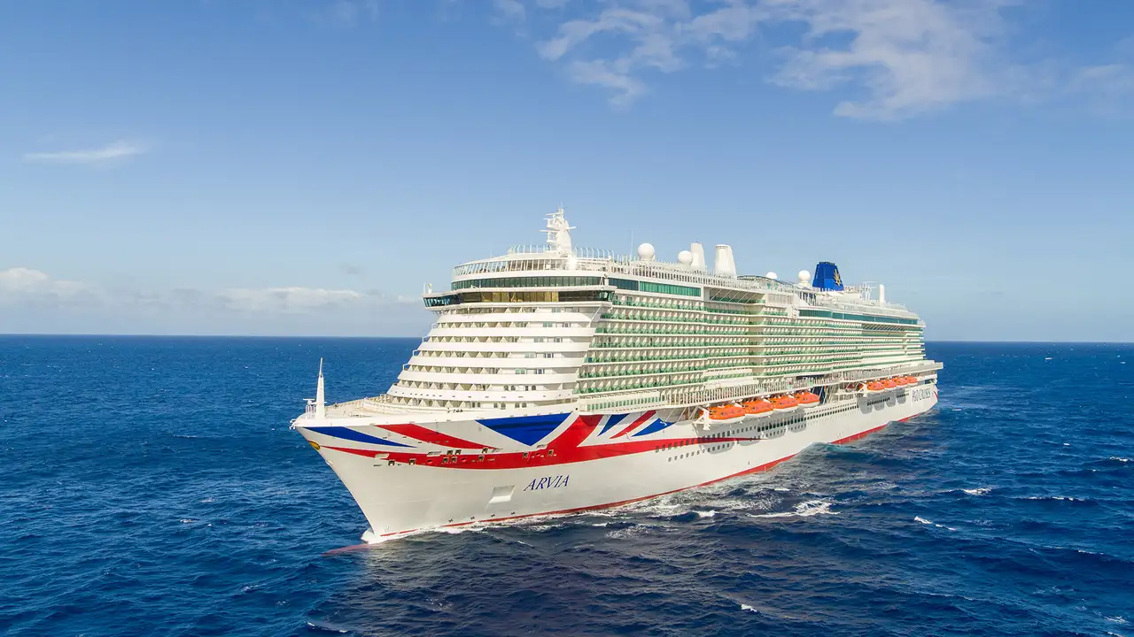 The P&O Ariva at Sea
