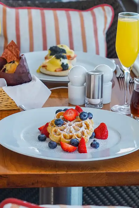 Breakfast at the Patio on Seabourn Ships
