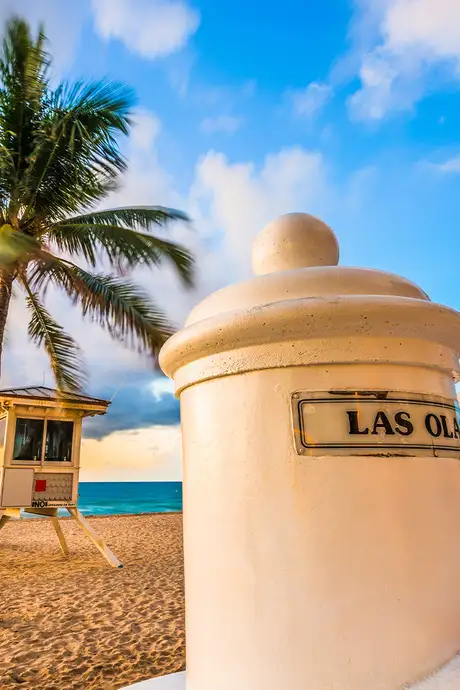 Las Olas Boulevard in Fort Lauderdale, Florida