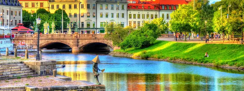 A canal going through the Historic center of Gothenburg, Sweden