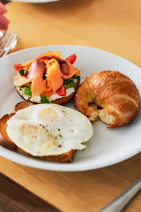A breakfast at Windjammer aboard A Royal Caribbean ship