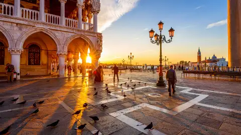 Venice Square