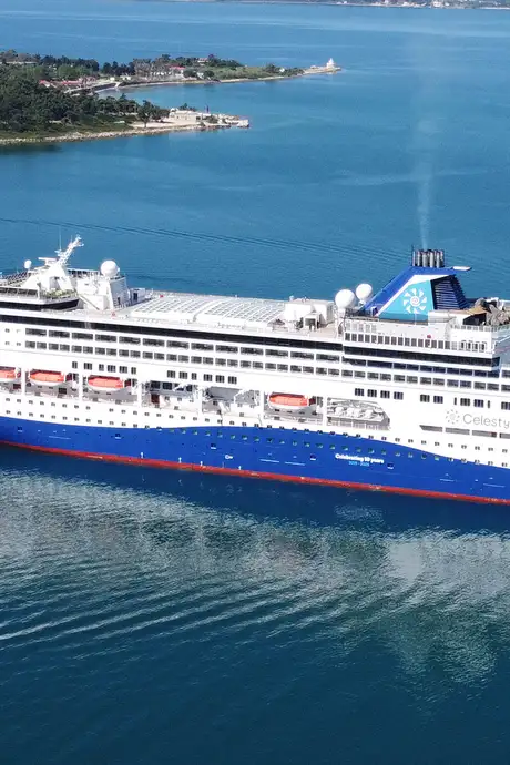 A View of the Celestial Journey at sea