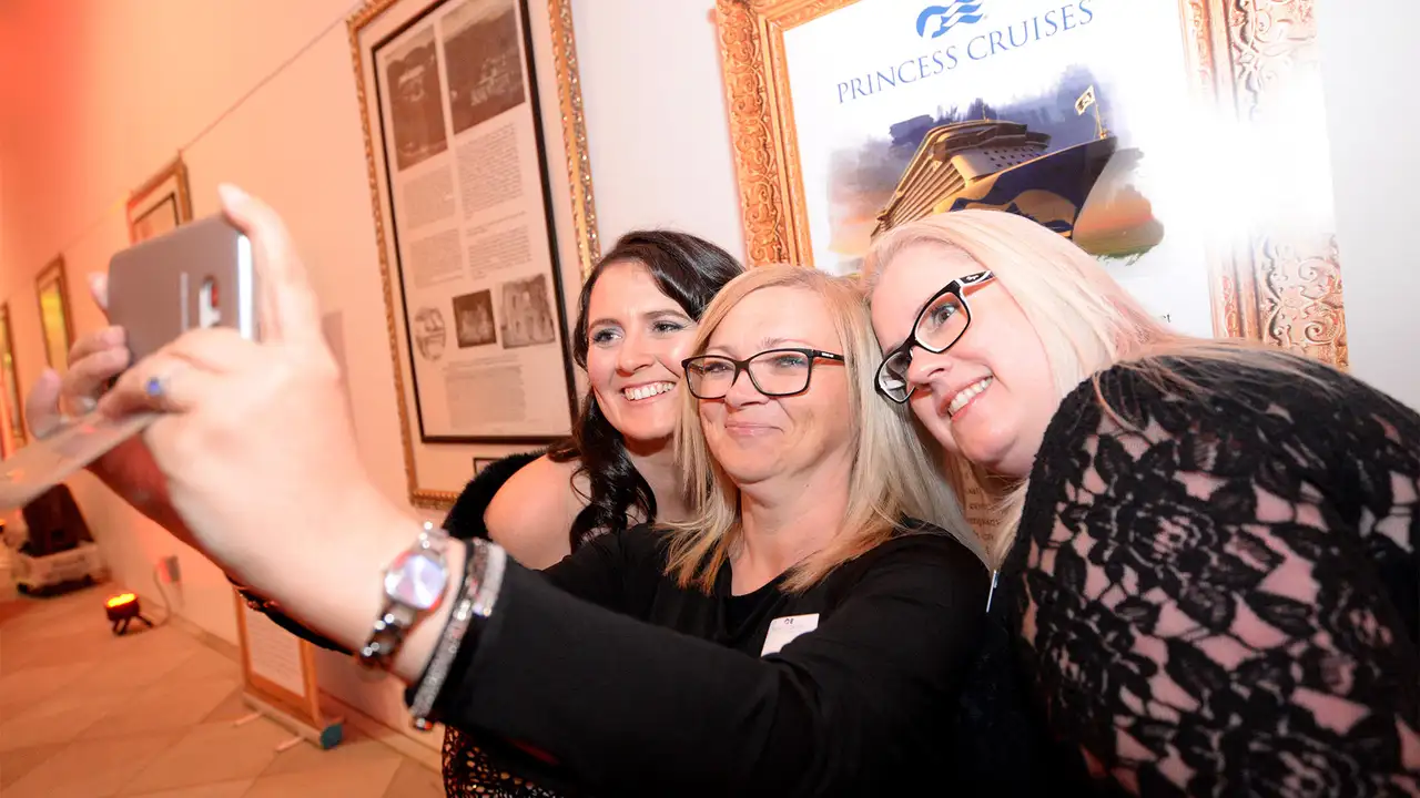 Cruise Nation's History in the Making Event