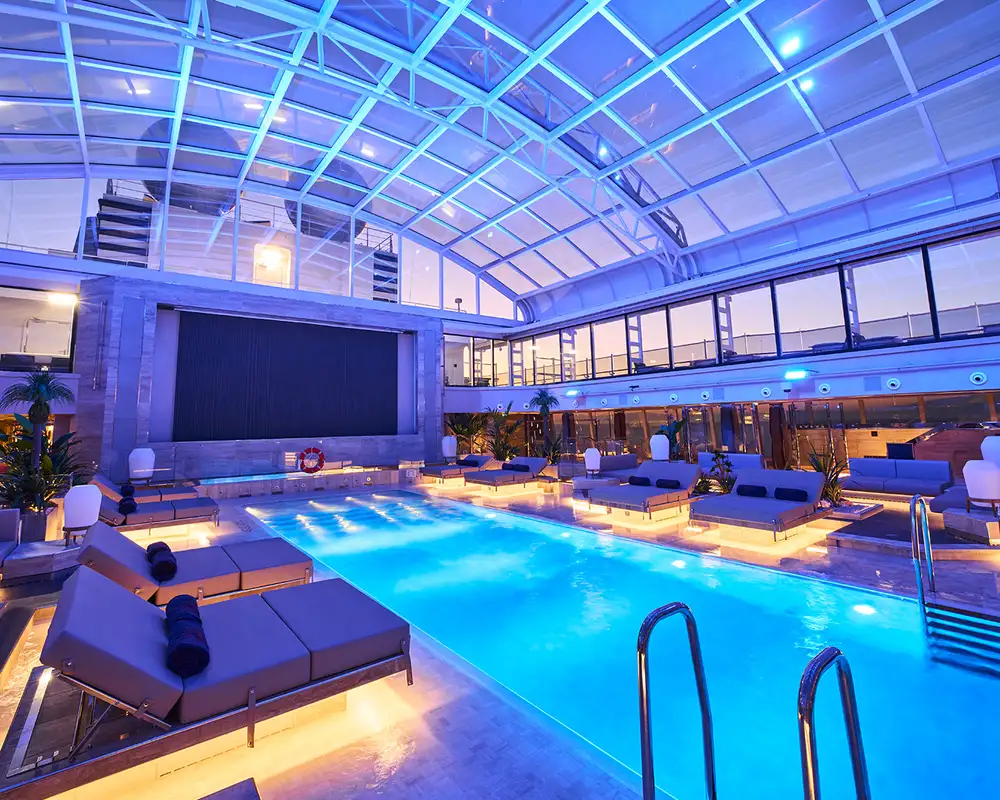 Exploras Pool