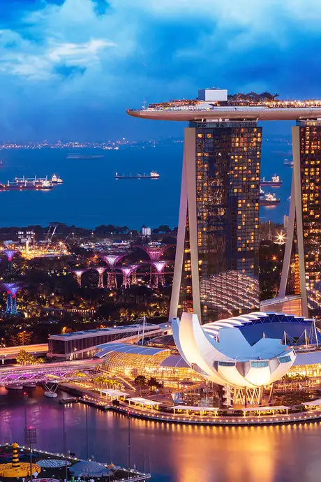 A landscape view of the Marina Bay in Singapore