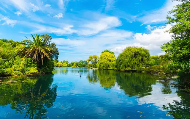 3nts Auckland & 25nts Tahiti, Hawaii & South Pacific Crossing