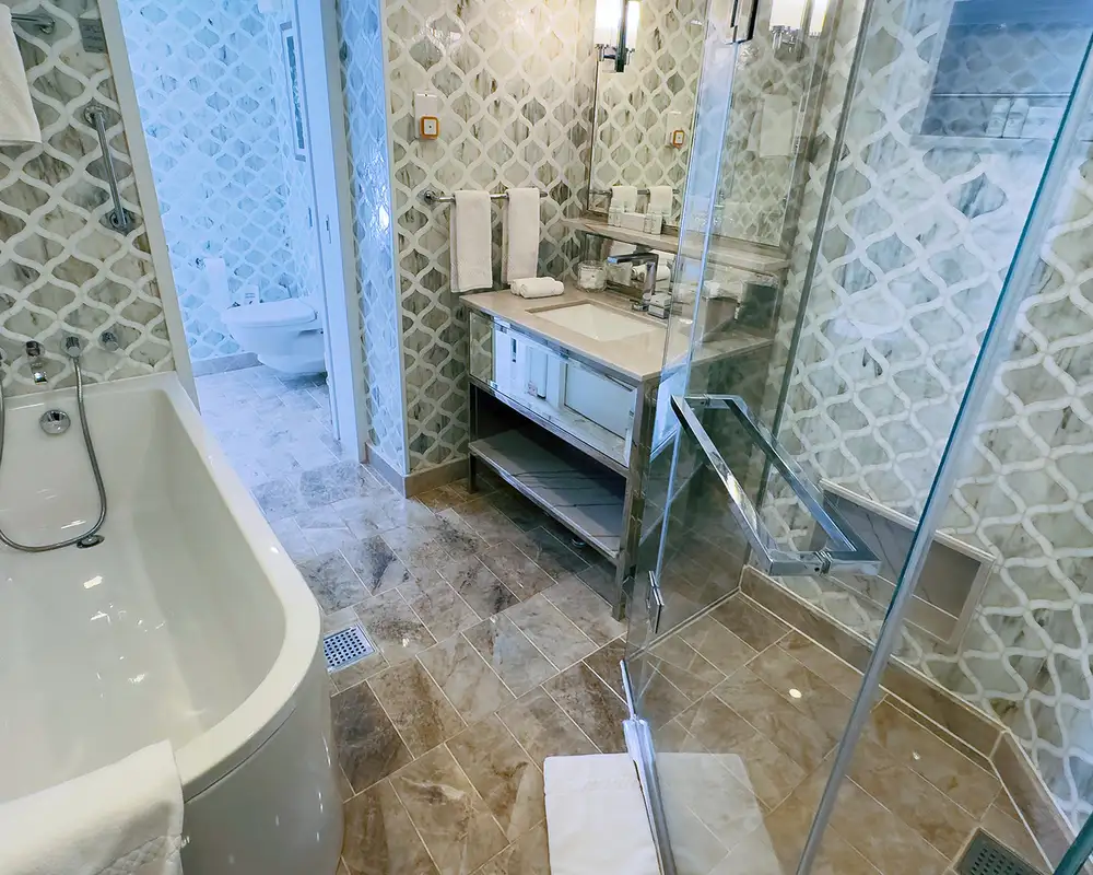 The World Owner Suite on Azamara Ships