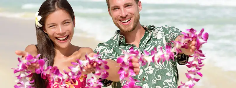 A couple offering Lei in Hawaii