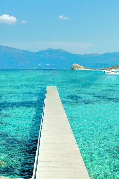 A view of crystal clear water in the Caribbean