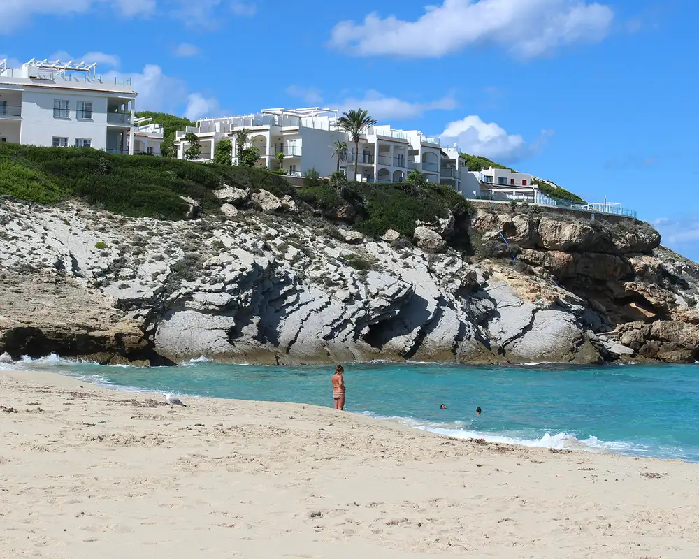The shore of Cala Mesquida