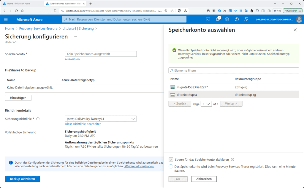 Die Microsoft Azure-Oberfläche zeigt die Einstellungen für die Backup-Konfiguration und die Auswahl des Speicherkontos, mit Optionen für Dateifreigaben und Aufbewahrungsrichtlinien.