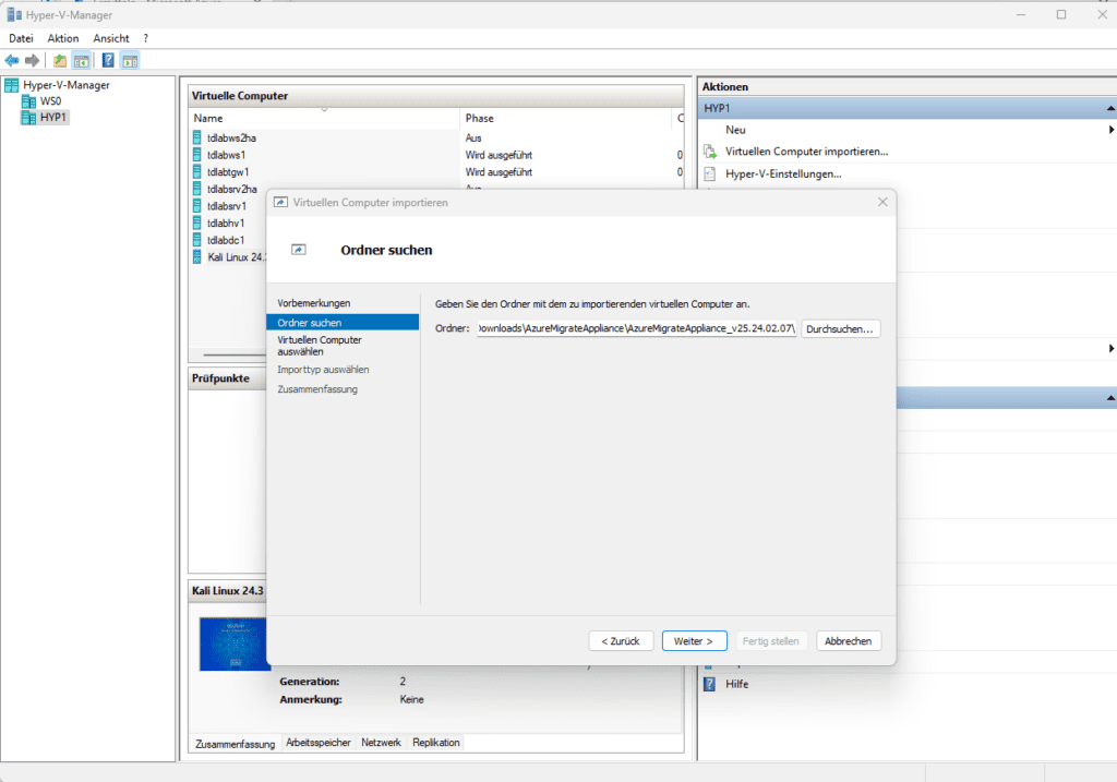 Screenshot eines Hyper-V-Manager-Fensters, in dem virtuelle Maschinen und ein Dialogfeld zum Importieren virtueller Maschinen mit Ordnersuchoptionen angezeigt werden.