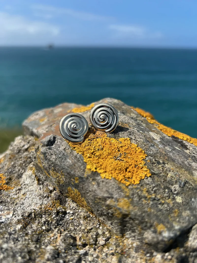 Galang Stud Earrings