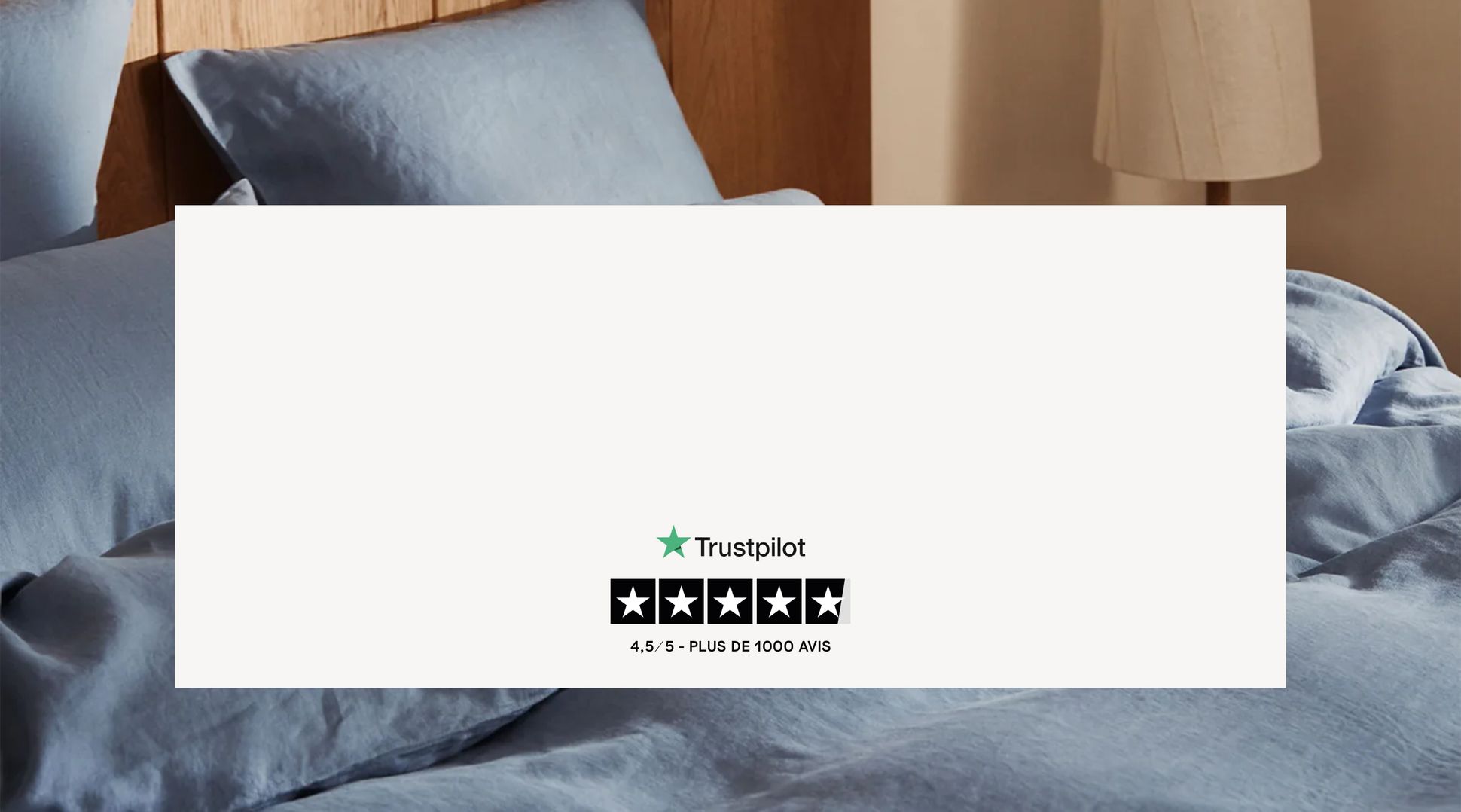 Logo Trustpilot avec un système de notation à cinq étoiles affiché sous la forme de quatre étoiles entières et d'une demi-étoile.
