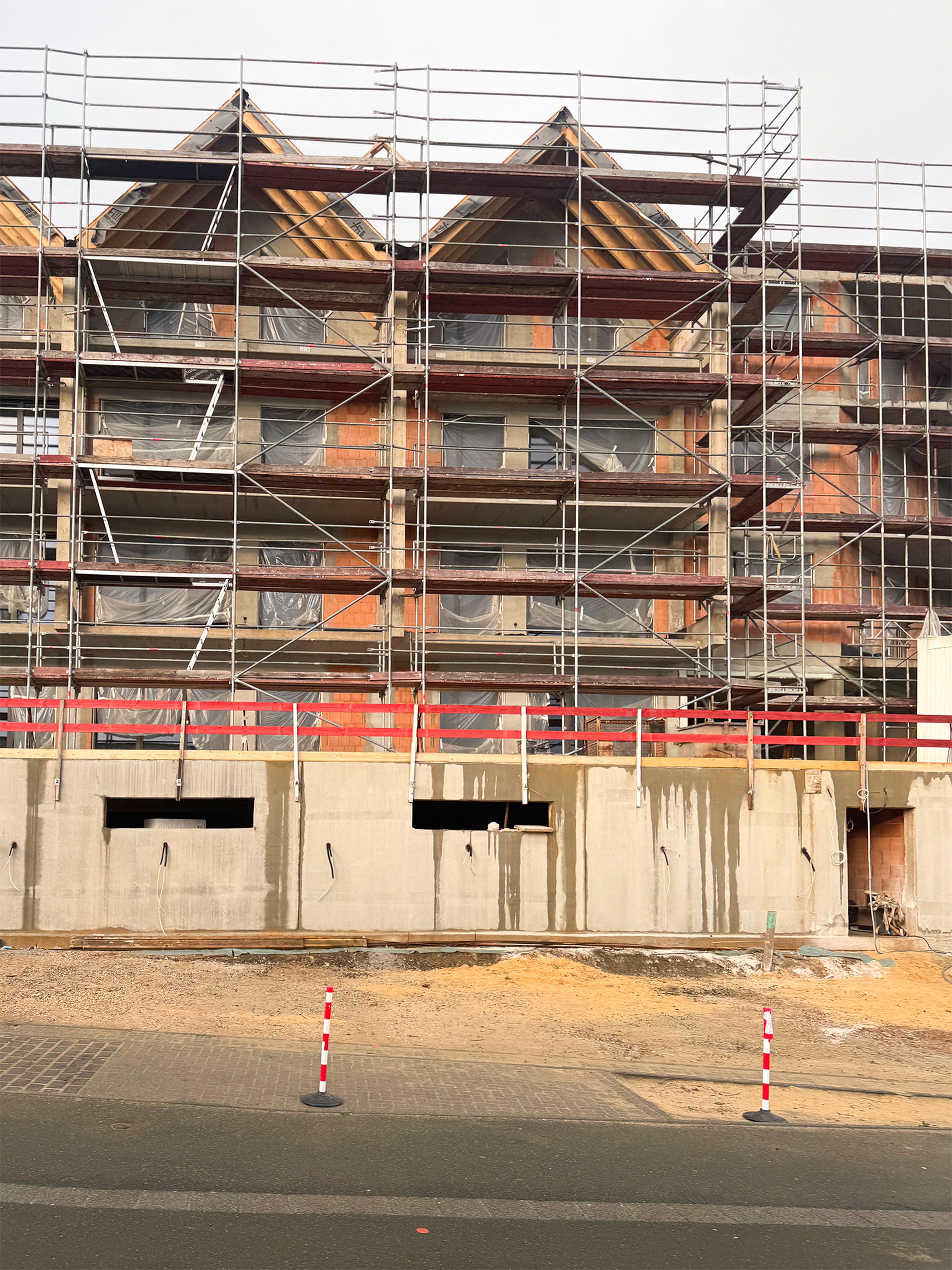 Dornbusch Mehrfamilienhaus - Hamm Architekten - in Arbeit 2