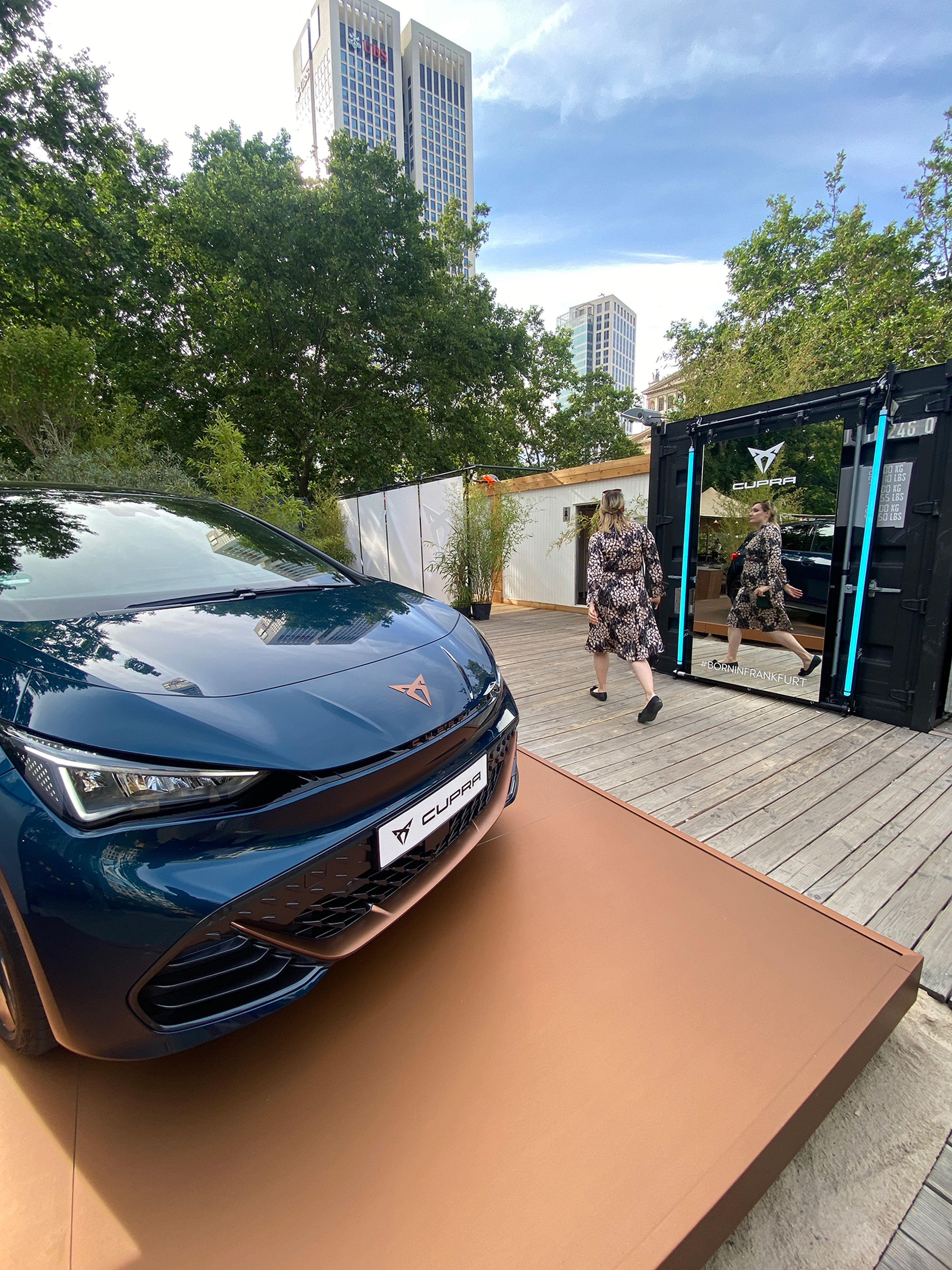 Cupra-Open-Space-Frankfurt-am-Main-City-Exhibition-2022-SASCH-GmbH