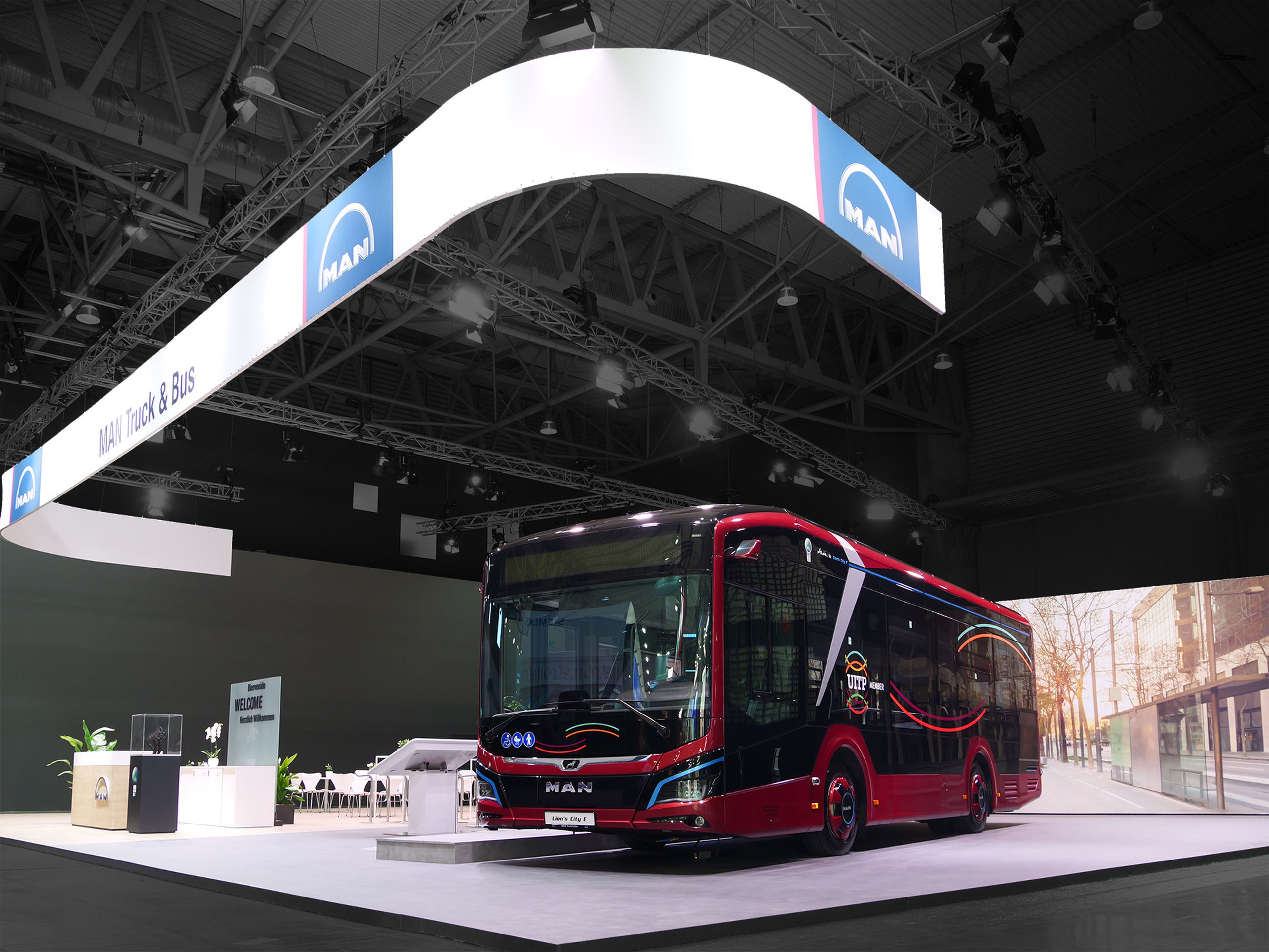 MAN-Truck-Bus-UITP-Summit-Barcelona-2023-Sasch-GmbH