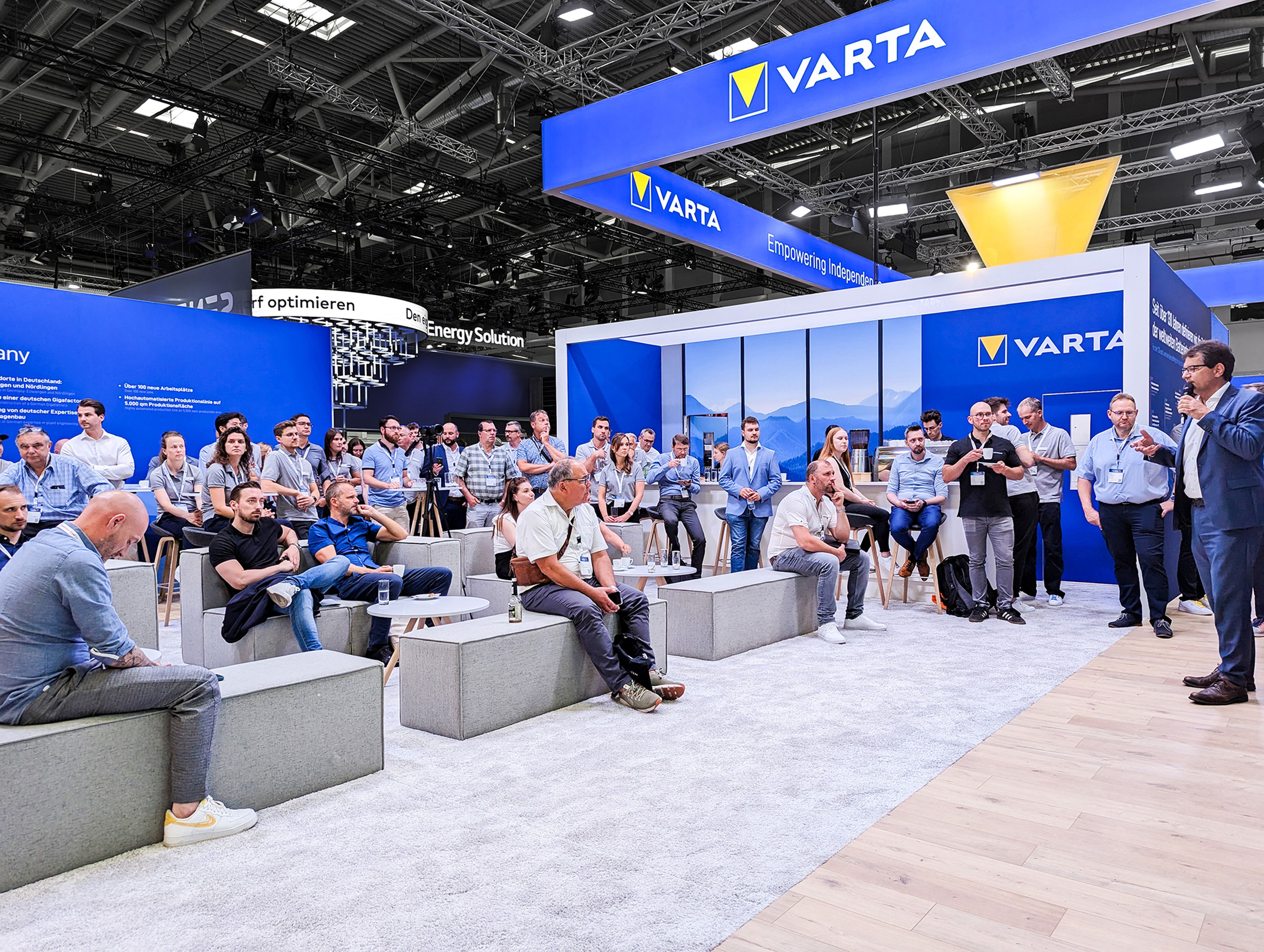 Varta-EES-Messe-Exhibition-Munich-2023-Sasch-GmbH