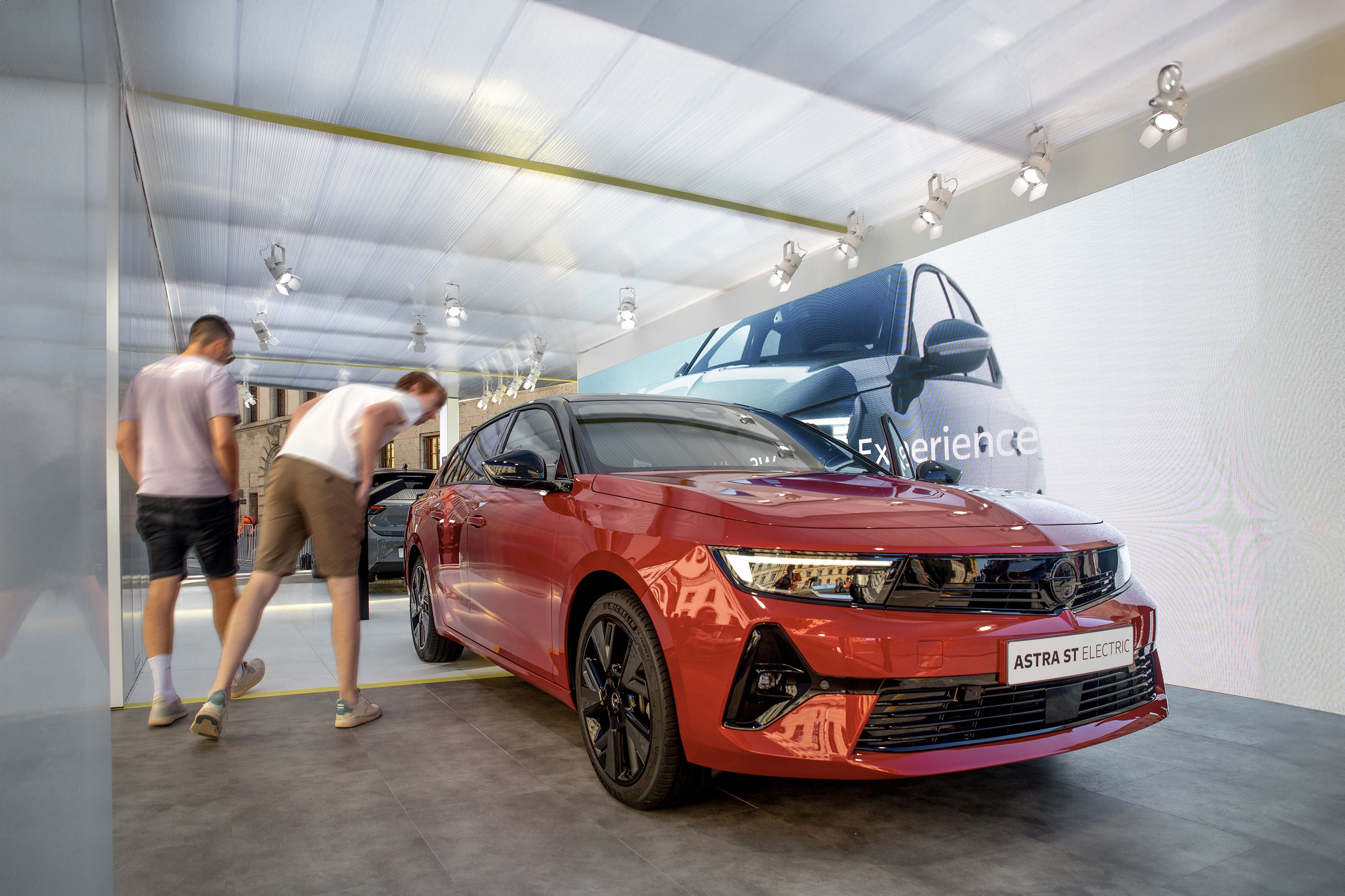 OPEL-2023-IAA-Mobility-Munich-Open-Astra-St-Electric-Space-Sasch-GmbH