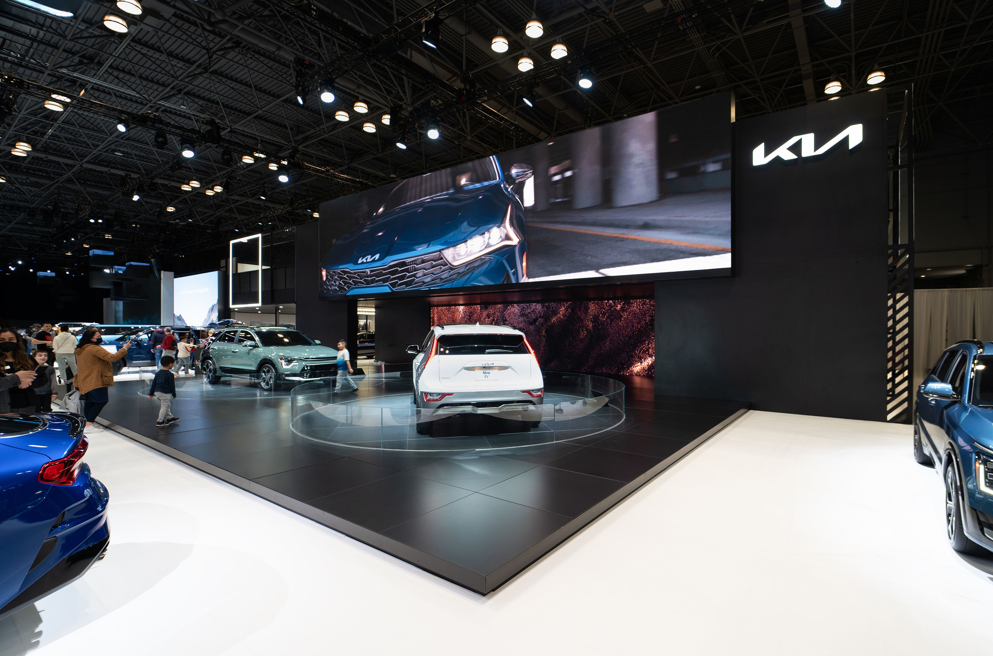 KIA-Messe-Exhibition-NY-New-York-Motor-Show-2022-Sasch-GmbH