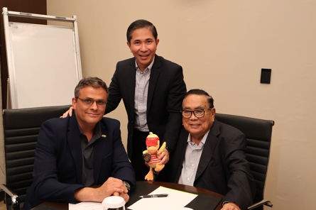 Duck Donuts® Inks Largest Area Development Agreement to Open 25 Locations in Philippines