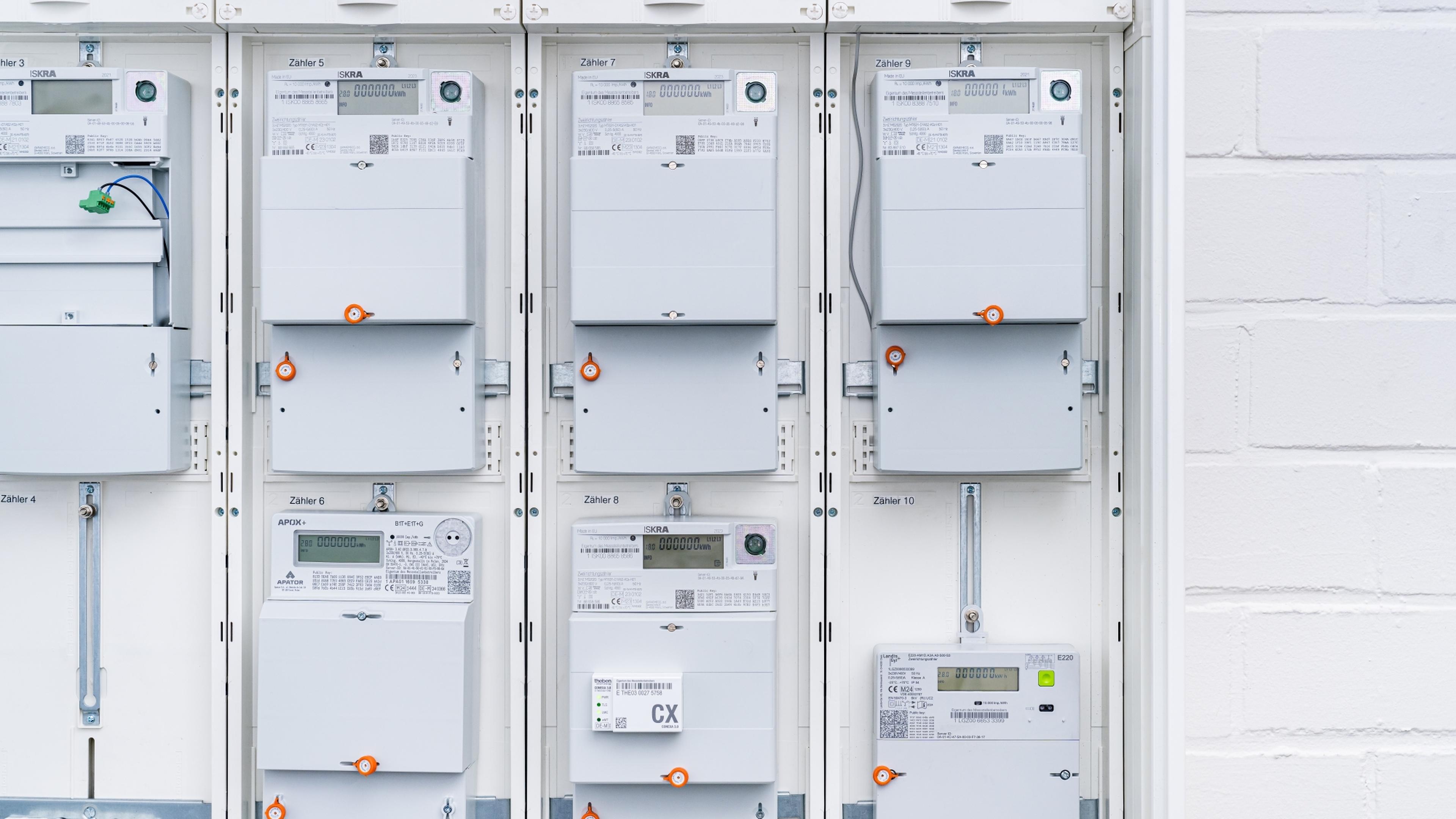 Ein Zählerschrank mit intelligenten Messsystemen