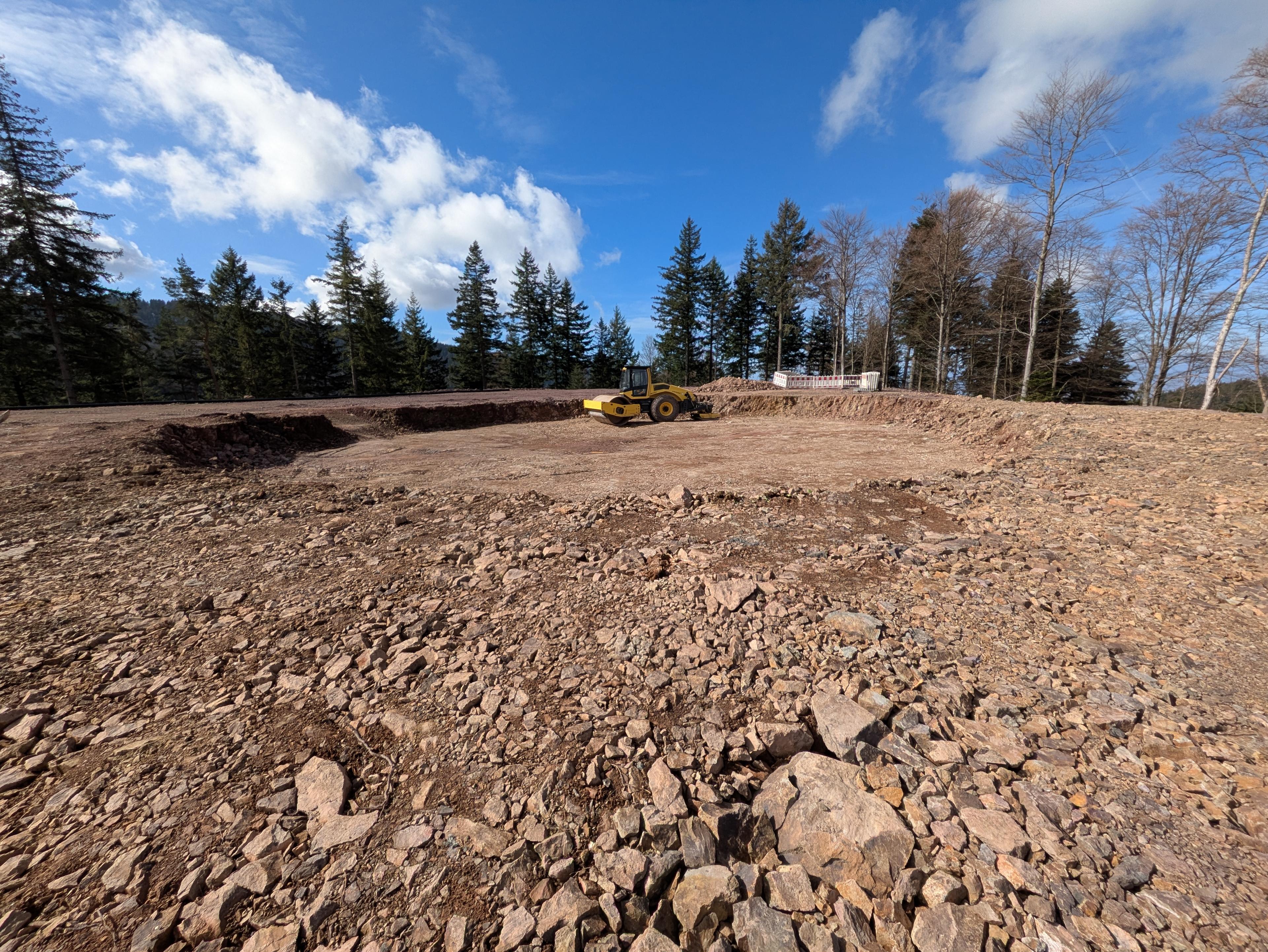 Fundamentarbeiten beim geplanten Windpark Sirnitz