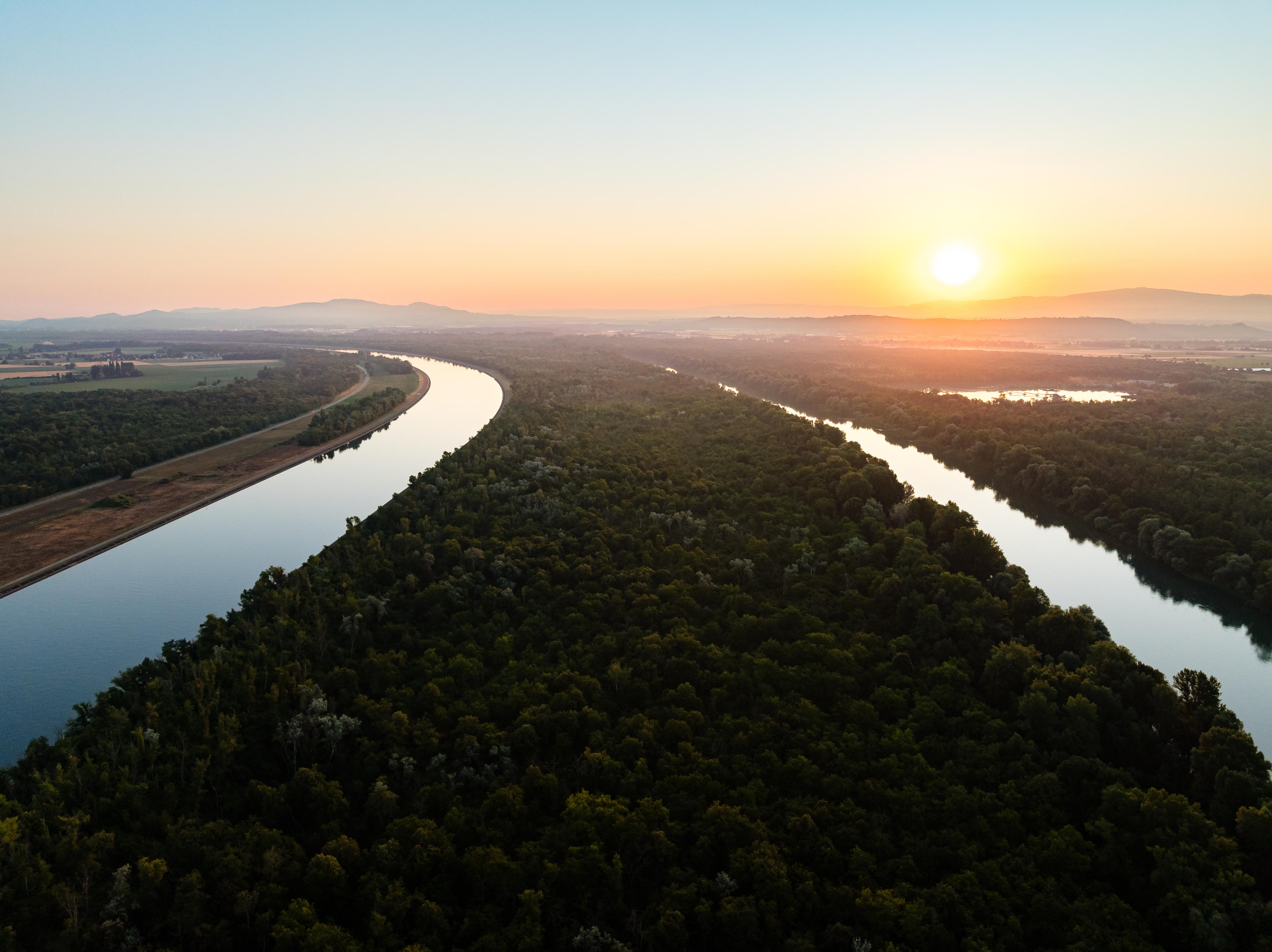 Rhein im Sonnenuntergang