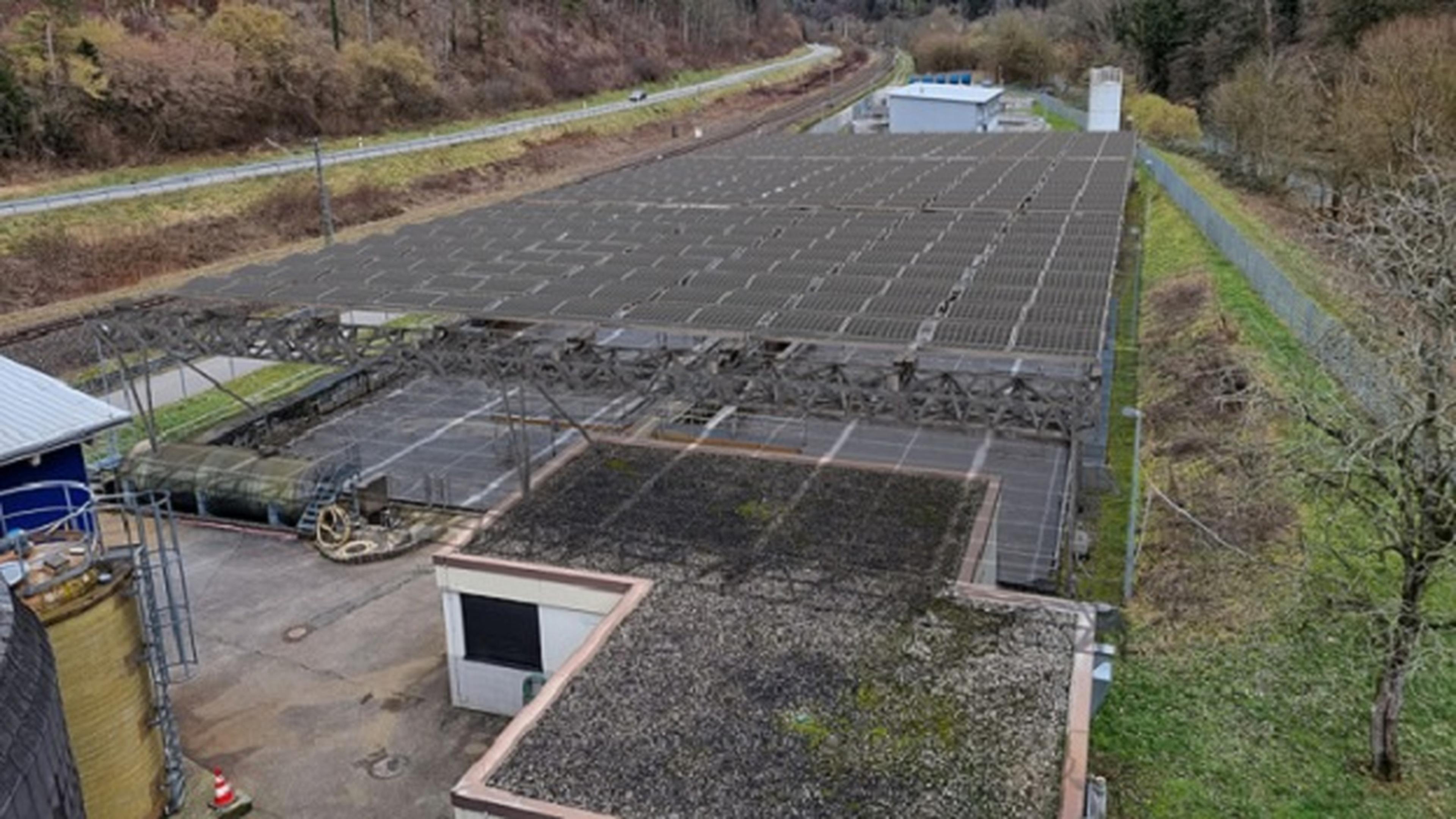 Solarfaltdach Kläranlage Aistaig 