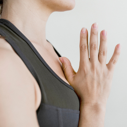 Hände in Gebetsstellung