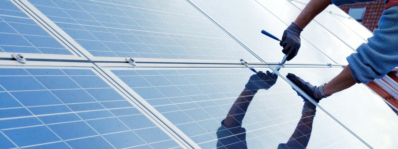Solaranlage wird montiert.