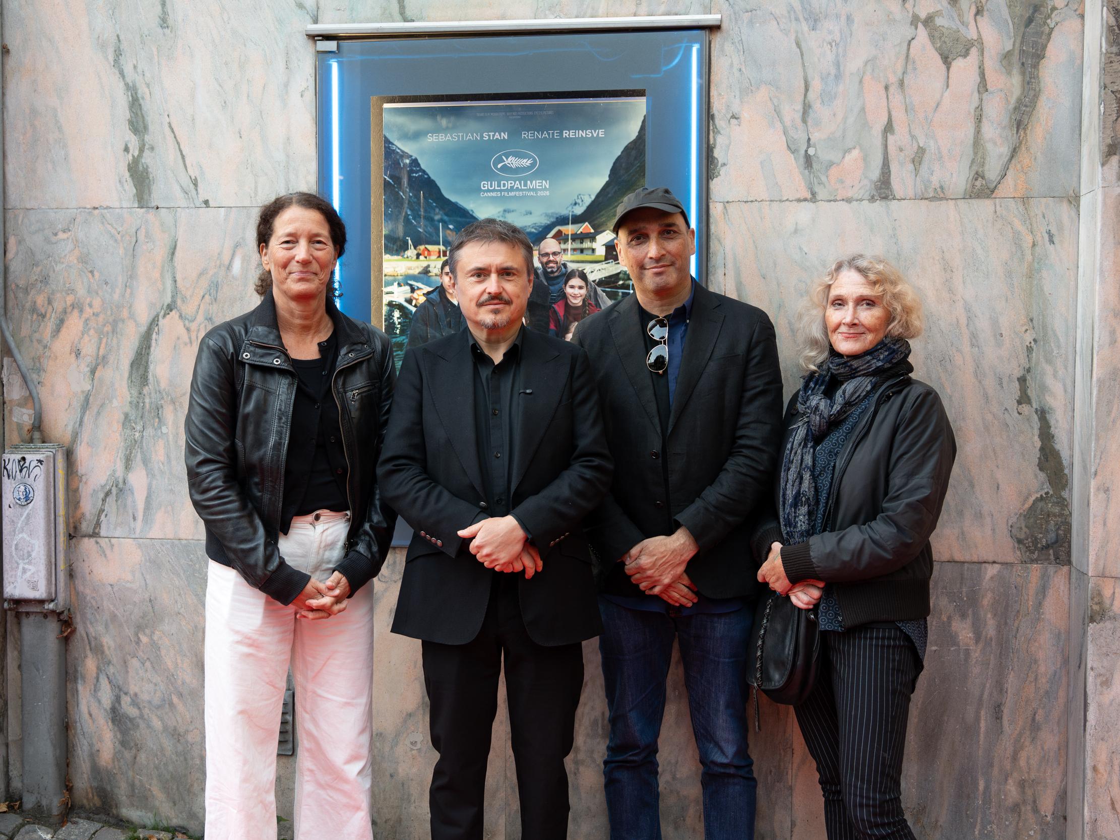 Kristina Börjeson (Film i Väst), Cristian Mungiu, Sean Wheelan (Filmgate Films), Camilla Larsson (Göteborg Filmfestival) under premiärvisningen i Göteborg.