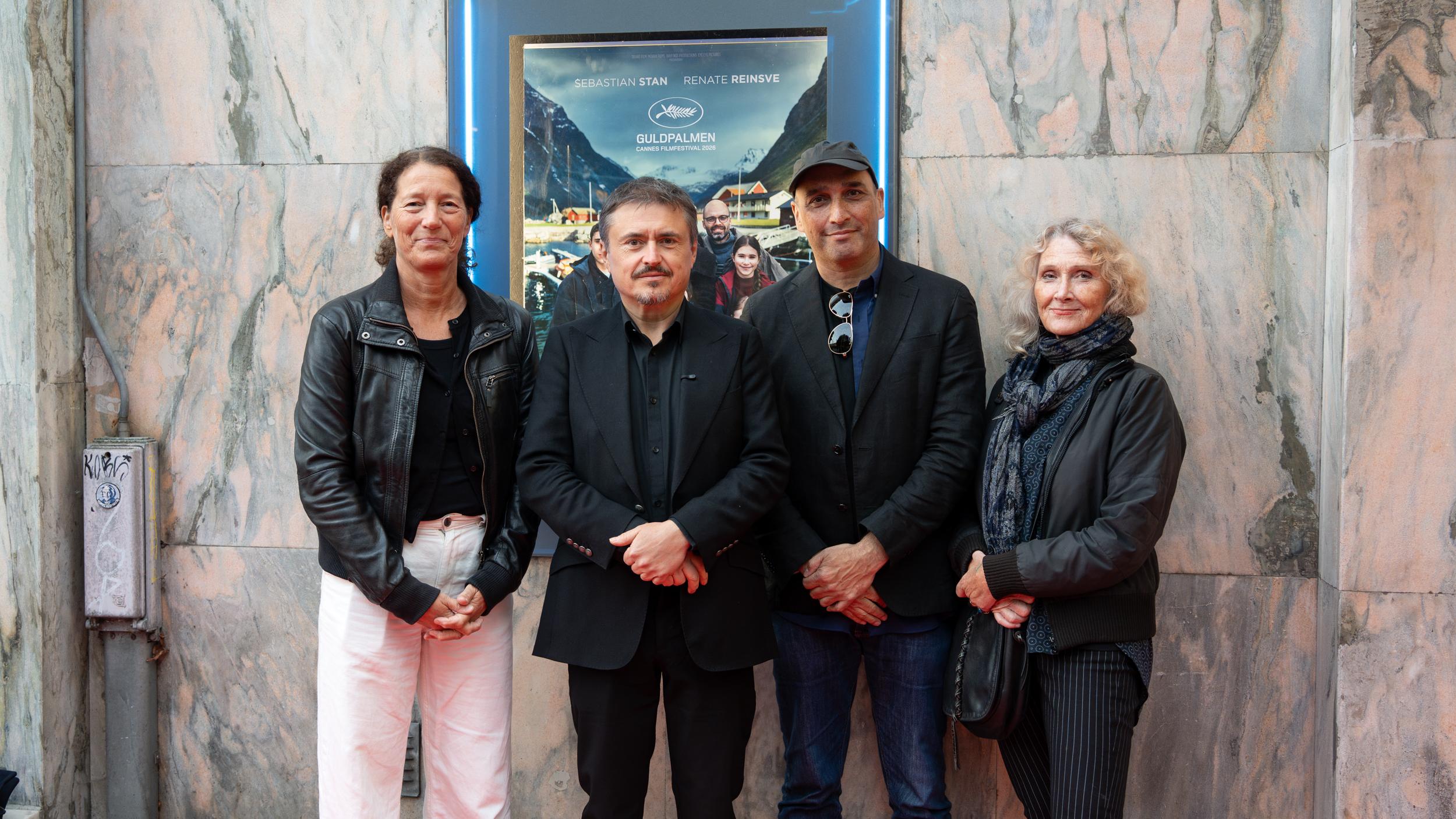 Kristina Börjeson (Film i Väst), Cristian Mungiu, Sean Wheelan (Filmgate Films), Camilla Larsson (Göteborg Filmfestival) under premiärvisningen i Göteborg.