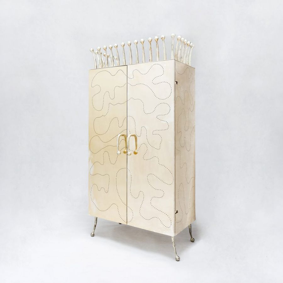 “Cabinet Argenté”